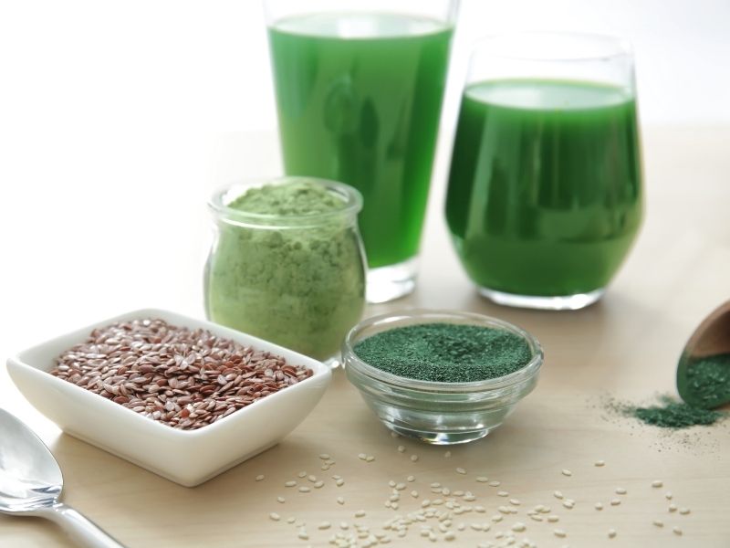 green superfood powders