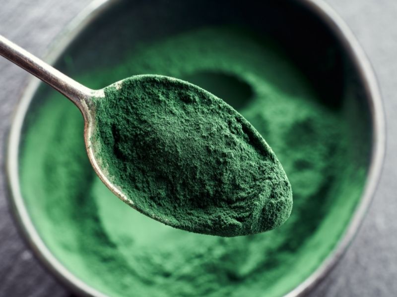 green superfood powder