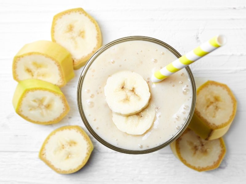 fresh banana smoothie