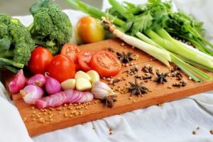 chopping board of vegetables