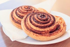 cinnamon swirl pastries