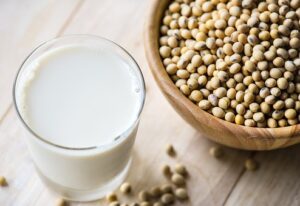 soya beans and soya milk