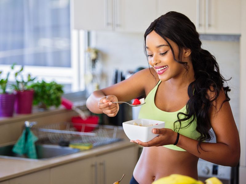 woman eating healthy food