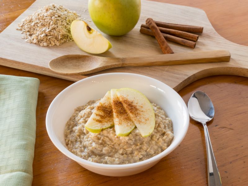 cinnamon quinoa bowl