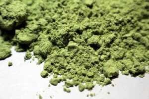 green superfood powder