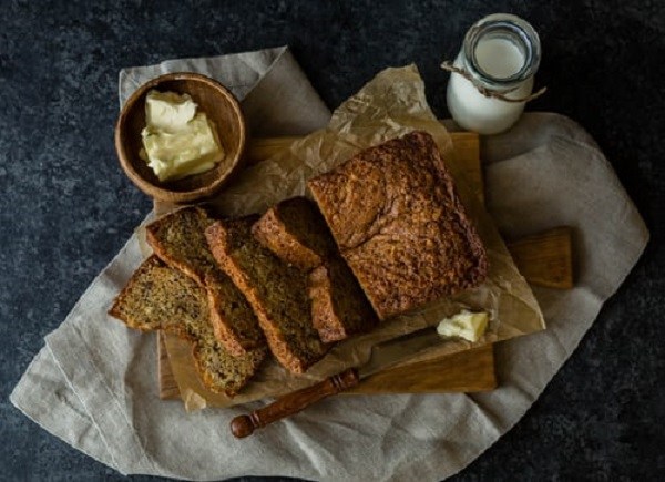 homemade banana bread