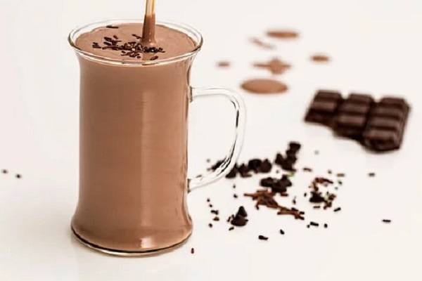 healthy chocolate smoothie