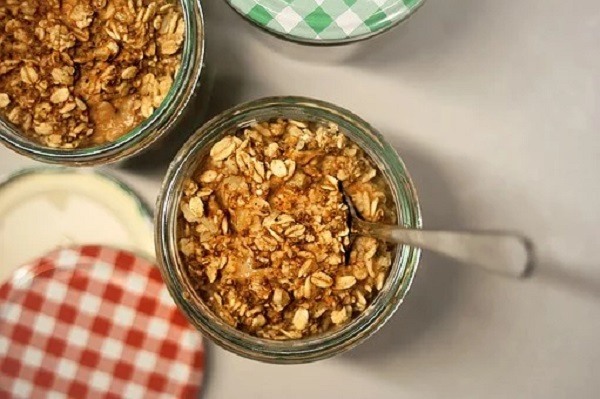 banana cinnamon overnight oats