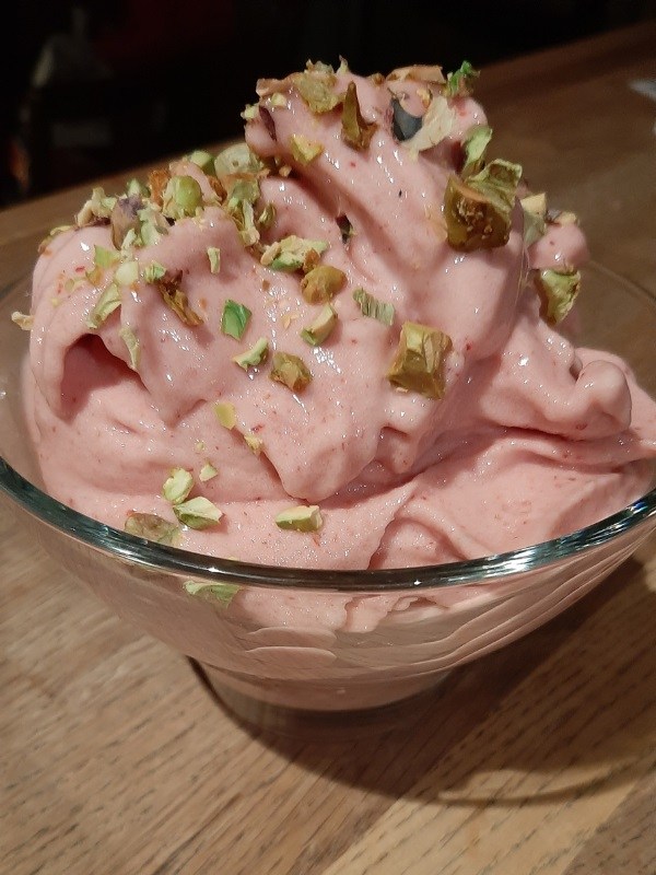 strawberry nice-cream