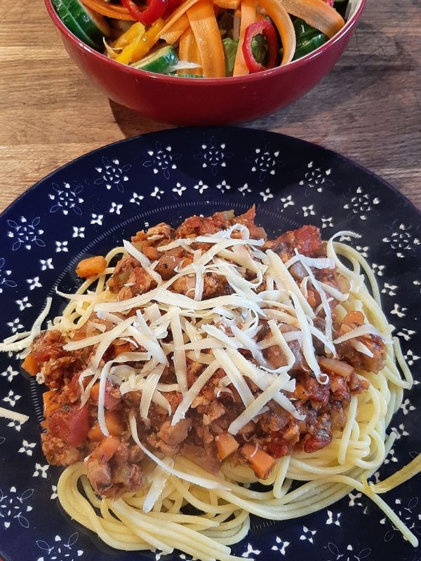 spag bol and salad